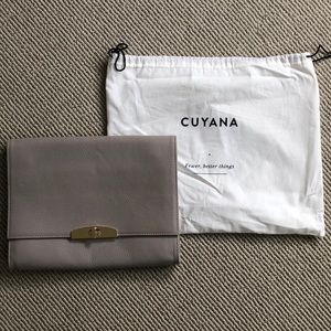 Cuyana Large Clutch